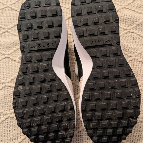 Women's Nike Waffle Debut - Size 10 - Picture 5 of 7